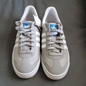 Mens Adidas Samoa Vulo Gray size 11 Mens